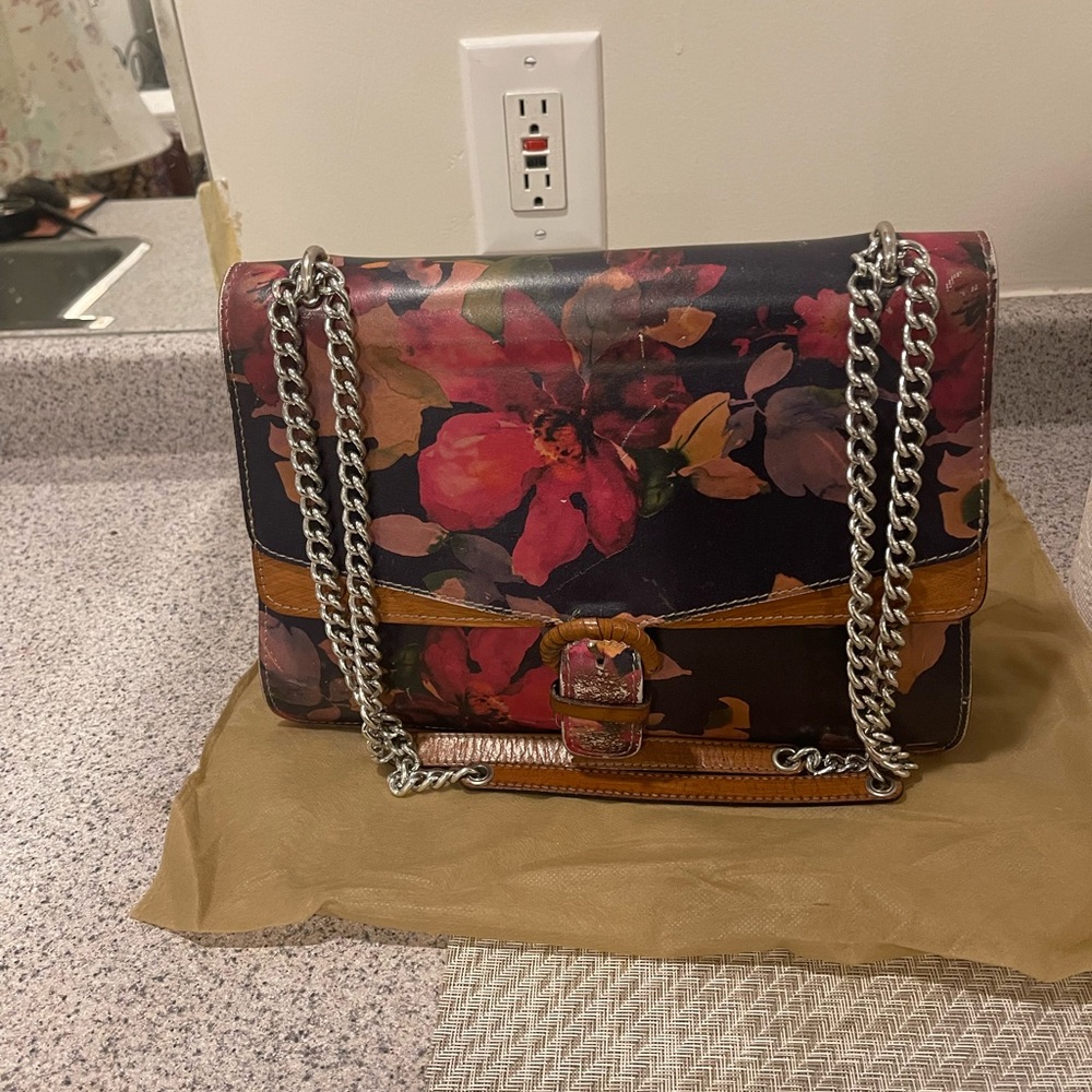 Handbag